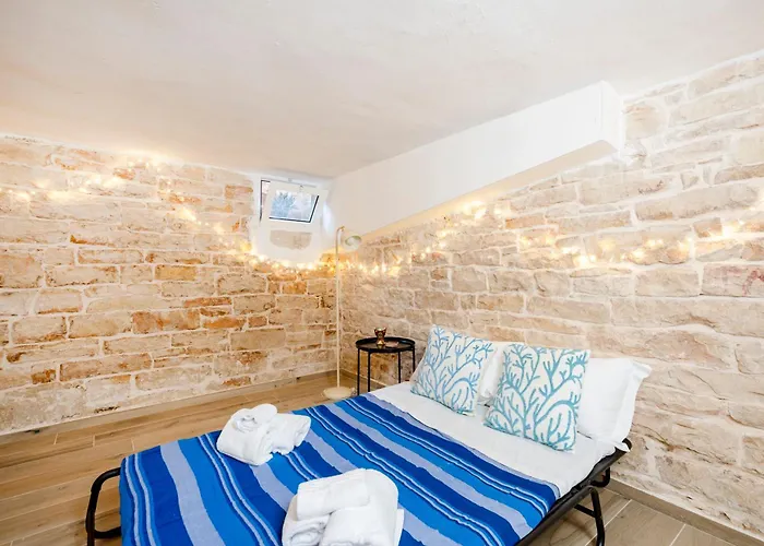 Apartment Gabbiano 7 - Coastal Comfort With 2 Bedrooms Bari